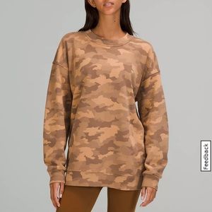 Lululemon perfectly oversized crewneck, Size 12 I only wore 3-4 times,its toobig